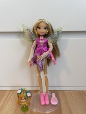 Winx Club Flora Pixie bambola