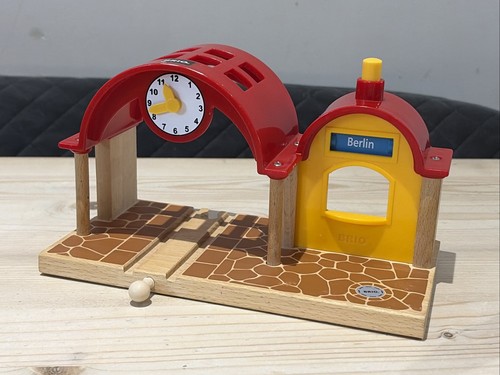 Brio 33689 stazione - brio,