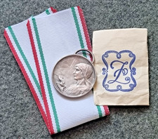 CROCE ROSSA ITALIANA MEDAGLIA "B" BENEMERITI DELLA PROPAGANDA C.R.I. ZECCA Z.986