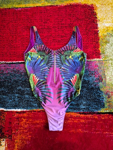 Costume intero lucido