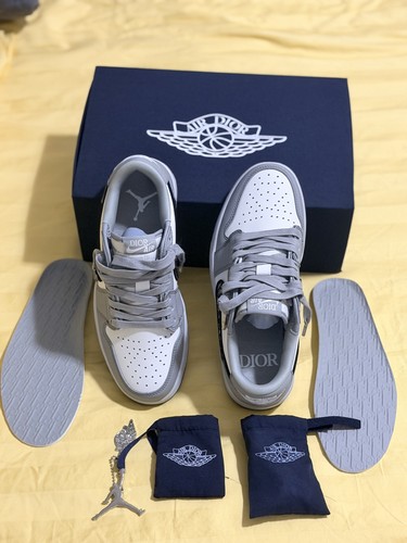 Jordan retro low dior - jordan,