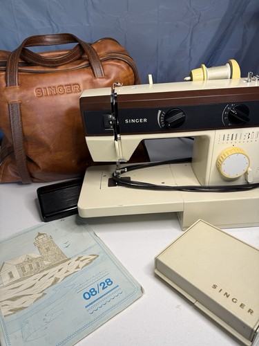 Singer sewing machine - sewing,