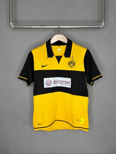 Borussia dortmund - borussia, •