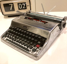 OLIVETTI LETTERA 32 SILVER