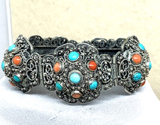 ANTICO BRACCIALE CINESE IN FILIGRANA D' ARGENTO VERMEILLE CON CORALLO E TURCHESE