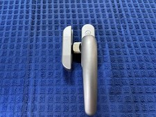 Maniglia a Tavellino