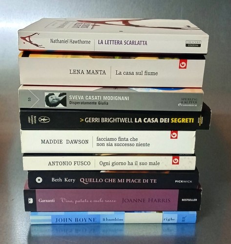 Libro stock romanzi - stock,