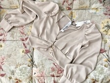 Chemise Corta In Satin Beige Manichine Lunghe