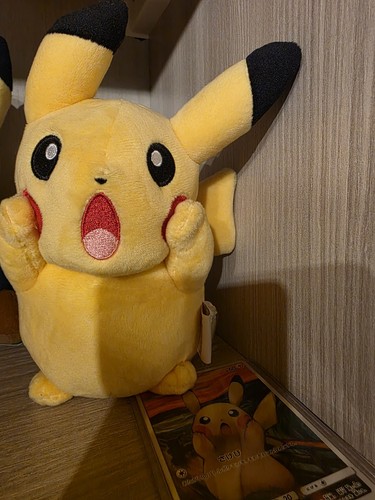 Peluche pokémon pikachu - peluche,