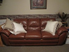 NATUZZI PREMIUM LEATHER SOFA
