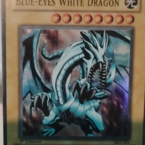 Drago bianco occhi - yu-gi-oh,