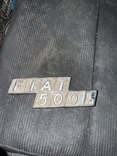 FIAT 500 L FREGIO STEMMA EMBLEMA LOGO D'EPOCA ORIGINALE INTROVABILE IN ACCIAIO .
