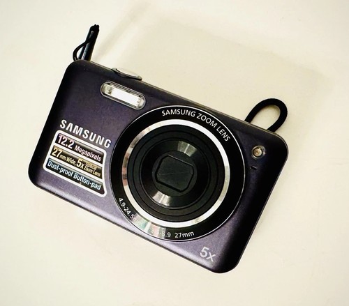 Samsung es73 digital cam - samsung,