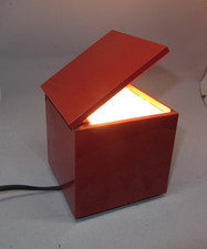 Cuboluce di OPI Milano design