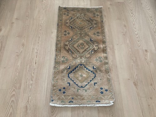 Tappeto marrone - tappeto, marrone,