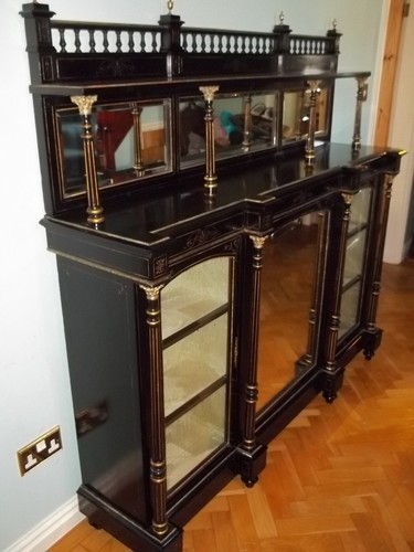 Credenza antica - , in