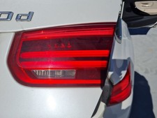 Luce coda interna destra - di,
