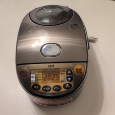 Zojirushi IH cuociriso NP-VQ10