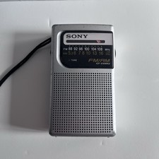 Sony ICF-S10MK2 Radio Portatile AM/FM Transistor - Argento - Testata e Funzionante Leggi