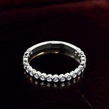 Fascia di fidanzamento in oro