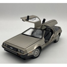 Sun Star 2701 1/18 DeLorean