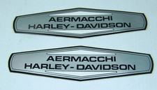 COPPIA ADESIVI  LOGO SERBATOIO AERMACCHI HARLEY DAVIDSON ALA VERDE 250 1970 A...