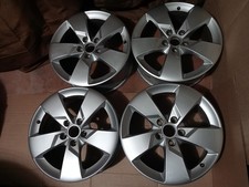 Cerchi R17 Originali Audi 8S0601025J