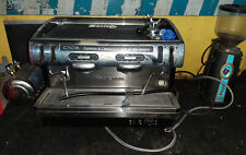 Macchina da caffé FAEMA Enova a due gruppi, macina caffé, addolcitore - usati