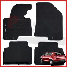 TAPPETI KIA SPORTAGE DAL 2010 AL 2015 CON RICAMO E 3 FIX TAPPETINI IN MOQUETTE