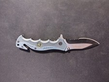 coltello pieghevole militare