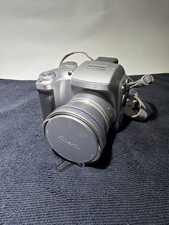 Fujifilm FinePix S3000 3.2MP