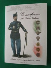LE UNIFORMI DELLA POLIZIA