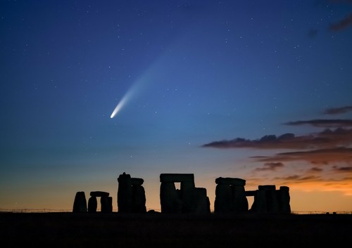 Cometa neowise stonehenge - cometa,