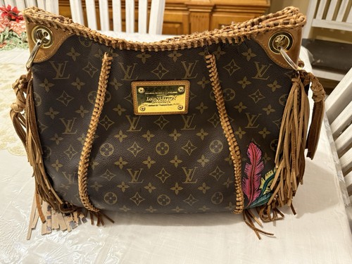Louis vuitton shoulder bag - shoulder,