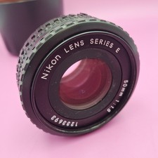 Ottimo obiettivo Nikon Serie E