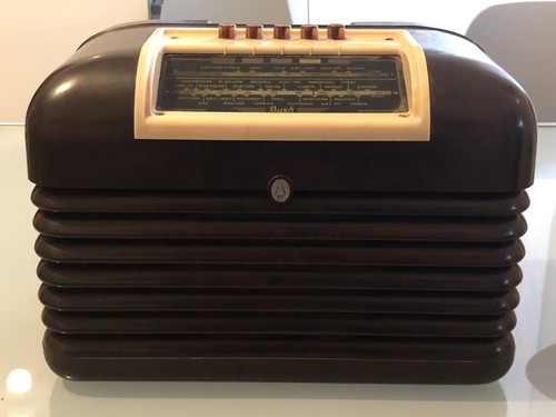 Vecchia radio bush - vecchia,