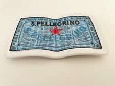 ? Portacenere pubblicitario  S. Pellegrino interamente in bachelite anni 60