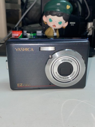 Yashica f1233 ccd - ez,