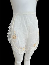 Antico mezzo grembiule bianco