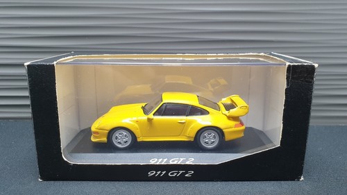 Porsche 911 gt2 - 1:43,