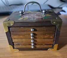 Cassettiera artigianale in legno con set di 6 sottobicchieri in sughero