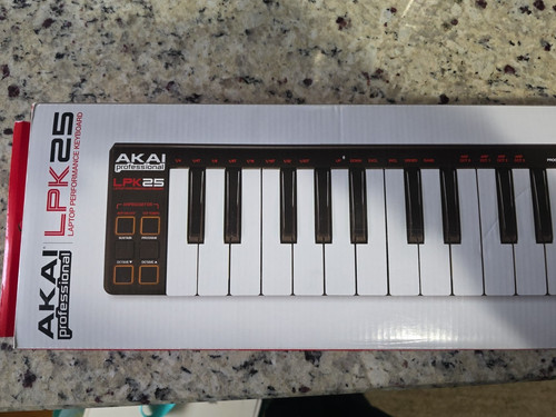 Akai professional laptop - professional,