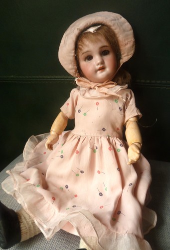 Superbe poupee dep etat d - superbe,