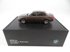 1:43 Minichamps BMW Serie 5