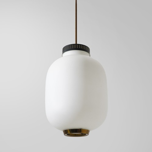 Lampadario vetro opalino - in,