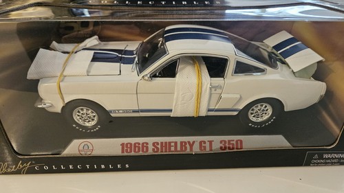 Shelby collectibiles ford - 1:18,