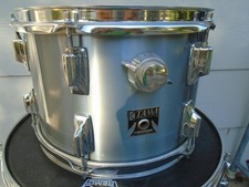 VINTAGE 1982 TAMA IMPERIALSTAR