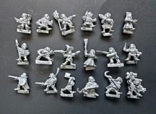18 Miniature in metallo