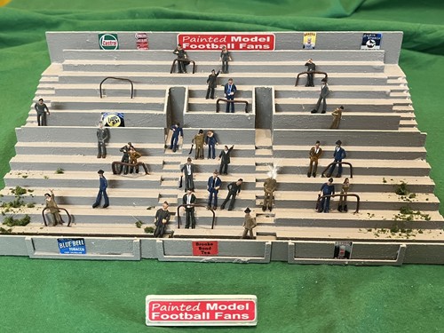 Terrazzo subbuteo anni - 40, con