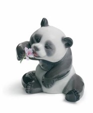 LLADRO PORCELAIN FIGURINE A